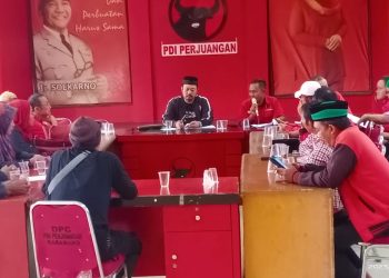 Peringati Haul Bung Karno, PDI Perjuangan Karawang Berangkatkan 300 Kader ke GBK