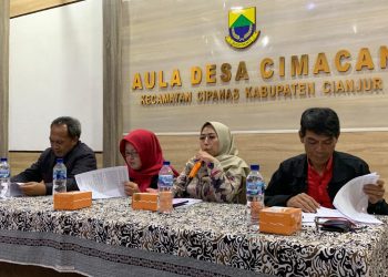 Weni Dwi Aprianti Sosialisasi Perda Pengelolaan Jasa Lingkungan Hidup di Kecamatan Kabupaten Cianjur