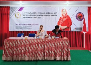 Anggota DPRD Jabar Hj Elin Suharliah Sosialisasikan Perda Ekonomi Kreatif di Dapilnya