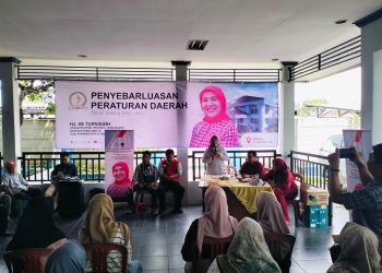 Sapa Masyarakat Rengasdengklok, Iis Turniasih Sosialisasikan Perda PPA Sebagai Jaminan Terpenuhinya Hak Anak
