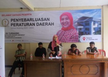 Hadir Di Kecamatan Tegalwaru, Iis Turniasih Sampaikan Pemahaman Terkait Perda Penyelenggaraan Perlindungan Anak