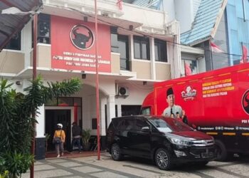 PDI Perjuangan Jabar Sembelih 20 Sapi dan 15 Domba, Ono Surono: Idul Adha Momen Perkuat Spiritual Kader