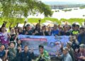 Ono Surono dan Jaringan Gondrong Bersihkan Eceng di Waduk Citarum