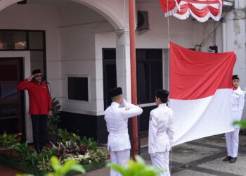 PDI Perjuangan Jabar Gelar Upacara HUT RI ke79, Ono Surono: Momen Refleksi Makna Kemerdekaan