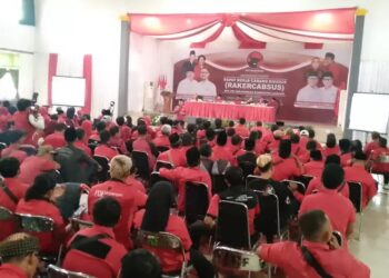 Jeje Wiradinata Sapa Pengurus Ranting PDI Perjuangan Cianjur di Rakercabsus