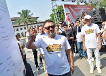 Ronal Surapradja Hadiri Deklarasi Kampanye Berintegrasi, Siap Wujudkan Pilgub-Pilwagub Jabar Aman dan Sportif