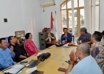 Ronal Surapradja Kunjungi PGI Jawa Barat, Tegaskan Komitmen ‘Jabar untuk Semua’