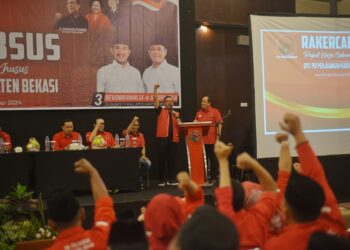 Hadiri Rakercabsus PDI Perjuangan Kabupaten Bekasi, Jeje-Ronal Perkuat Suara Kemenangan