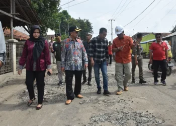 Jadi Prioritas, Bupati Imron Pastikan Semua Jalan di Kabupaten Cirebon Beres Tahun Ini