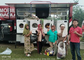 Banjir Karawang, Erni : Mobil Laundry BAGUNA PDI Perjuangan Bantuan Paling Diminati Warga