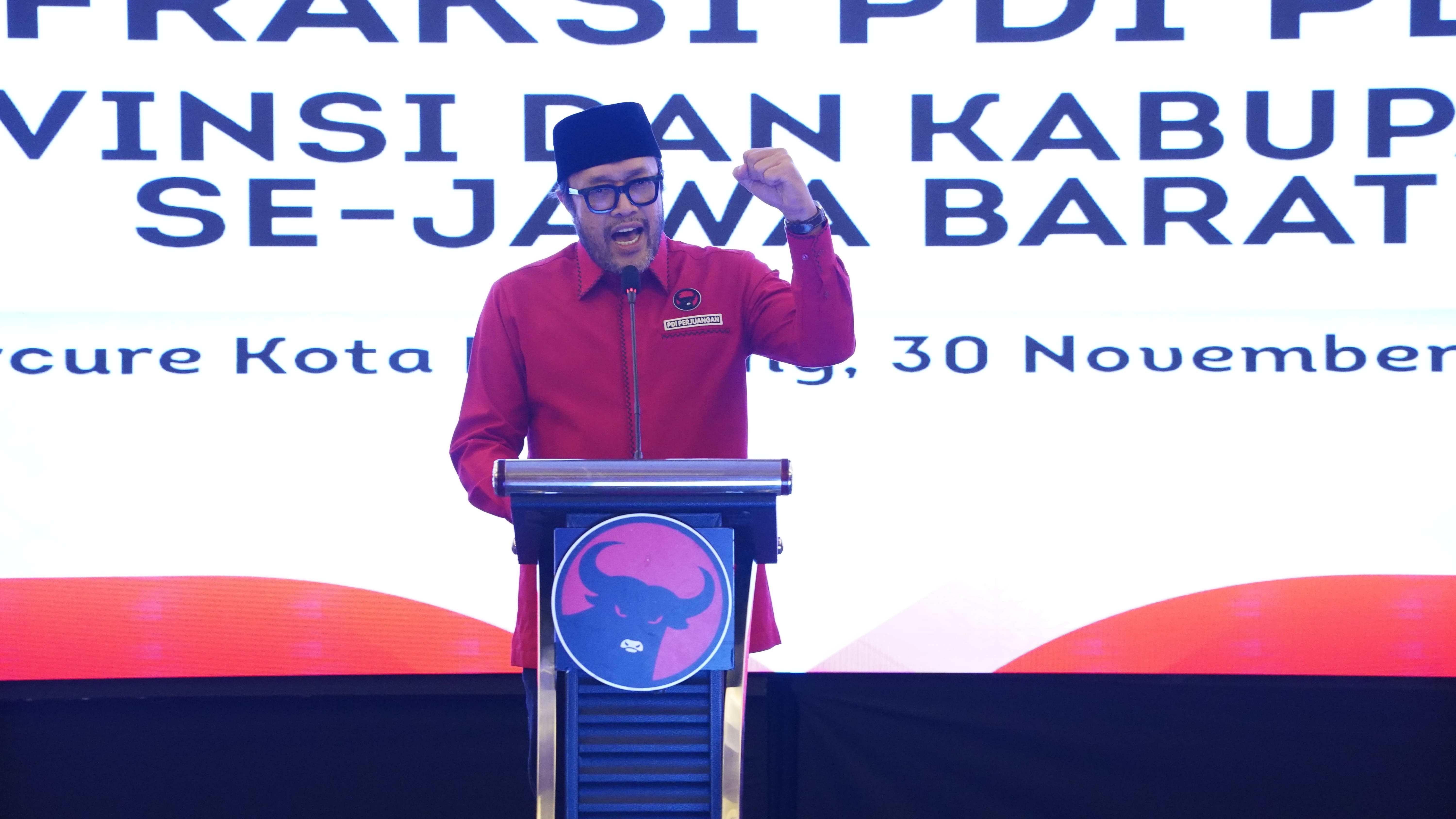Bimtek Fraksi PDI Perjuangan, Ono Surono: Program Kerakyatan Harus Jadi Prioritas Utama dalam APBD 2026